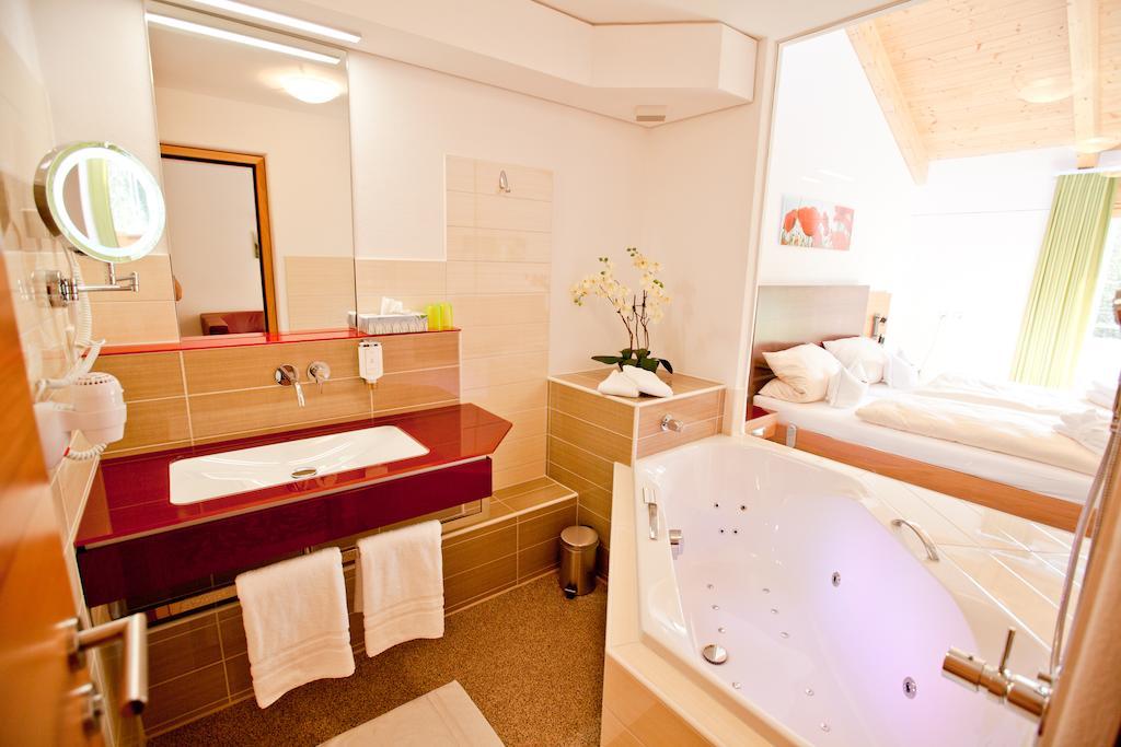 Hotel Und Appartementhof Waldeck Bad Füssing Szoba fotó