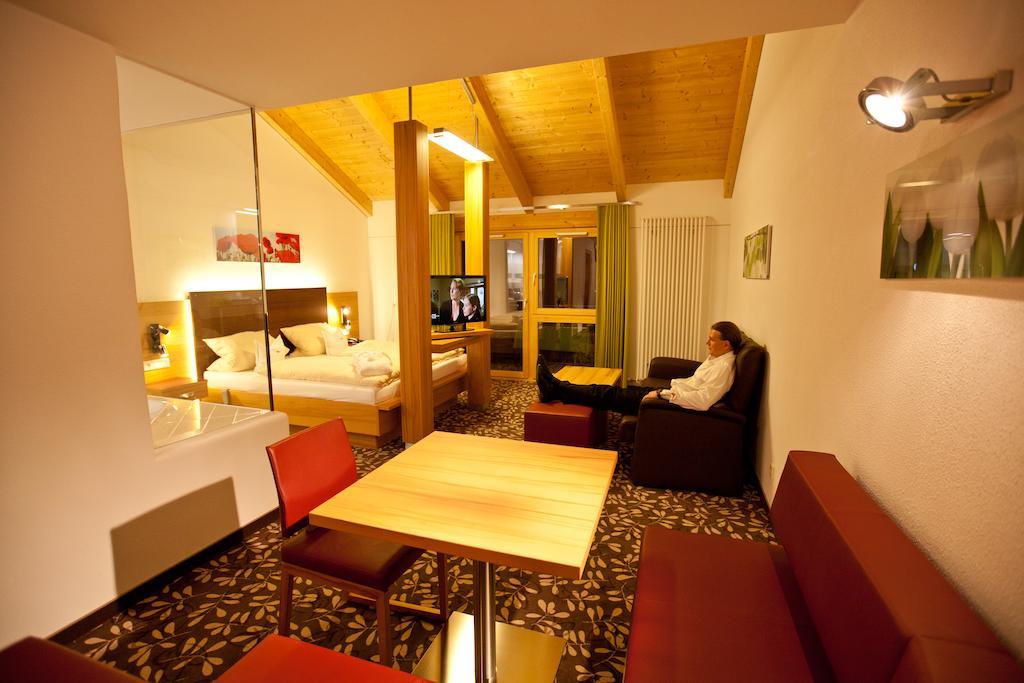Hotel Und Appartementhof Waldeck Bad Füssing Kültér fotó