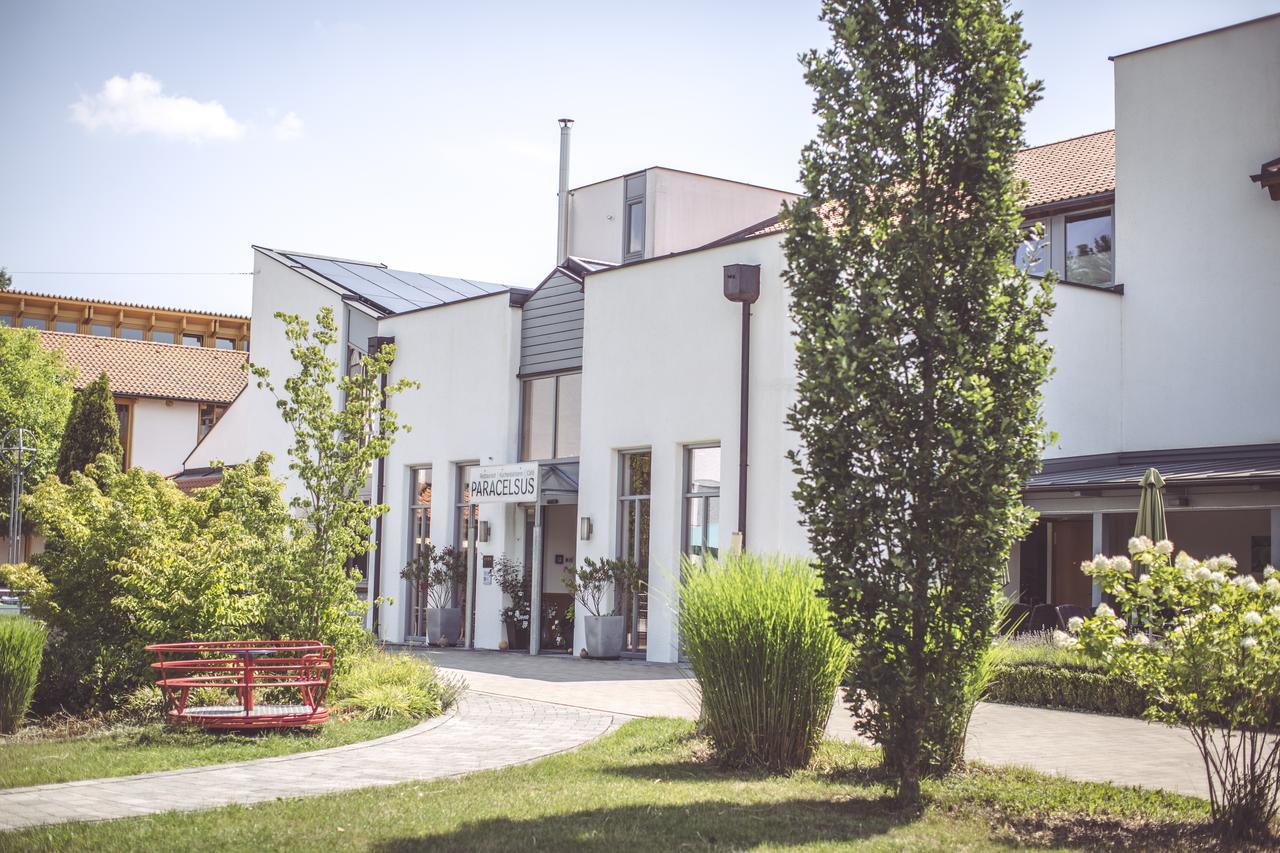 Hotel Und Appartementhof Waldeck Bad Füssing Kültér fotó